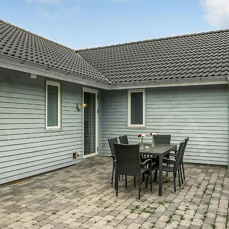 7 Bedroom Gorgeous In * Vinderup