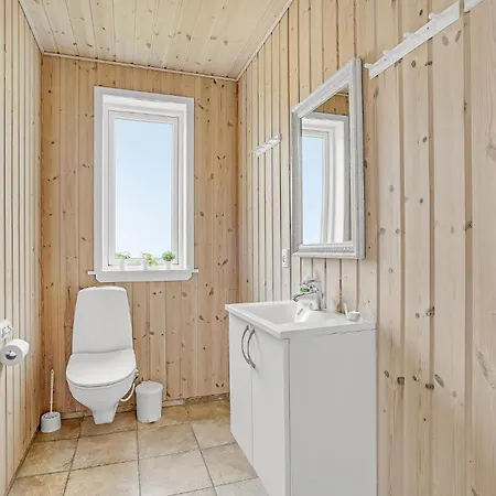 7 Bedroom Gorgeous In Holiday home Vinderup