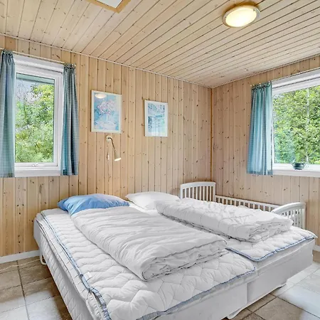 Semesterbostad 7 Bedroom Gorgeous In